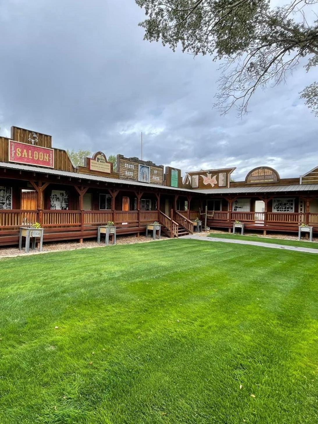Marysvale Moore'S Old Pine Inn מראה חיצוני תמונה