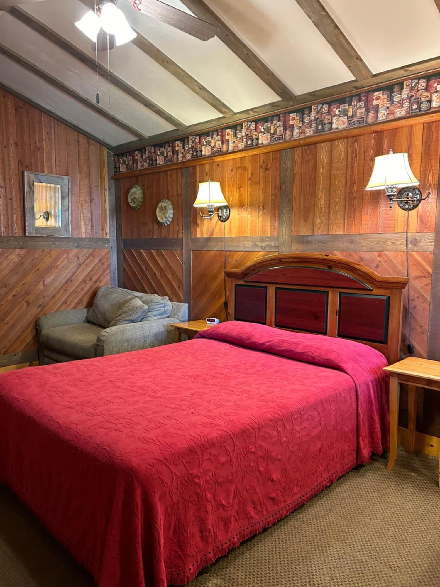 Marysvale Moore'S Old Pine Inn מראה חיצוני תמונה